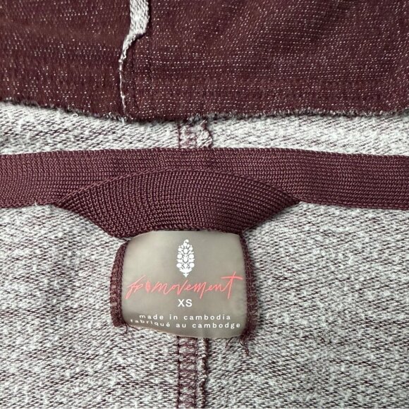 XS We the Free People Bonfire Hoodie Cropped Sweatshirt Fig Maroon Oversized Coz - Picture 3 of 11